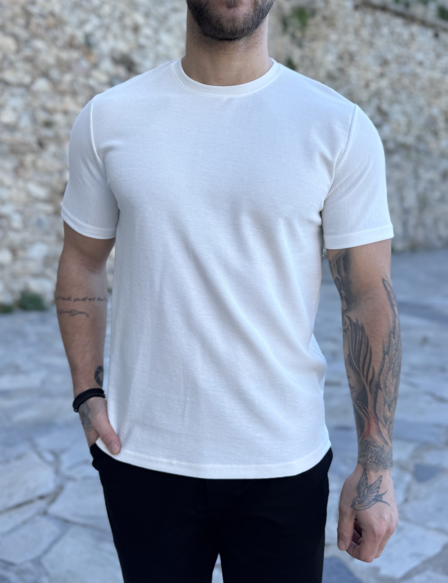 RJN Ανδρική εκρού κοντομάνικη μπλούζα με ανάγλυφο ύφασμα R260334